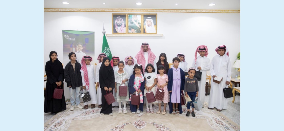 محافظ ‎شرورة يشارك الأيتام مأدبة الإفطار الرمضاني